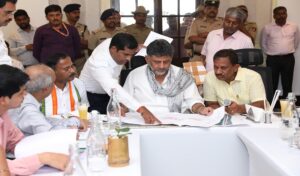dcm dk shivakumar