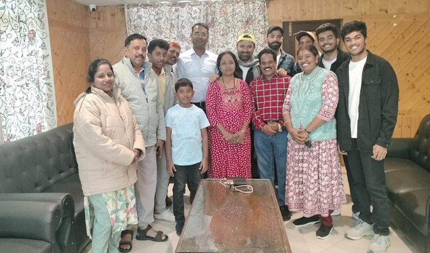 sathosh laad